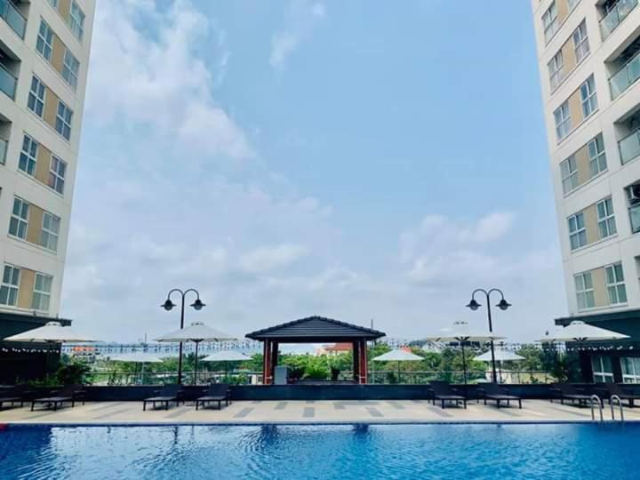 Homestay Ha Long Luxury Esterno foto