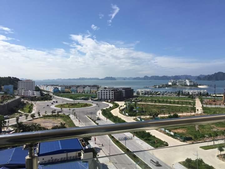 Homestay Ha Long Luxury Esterno foto