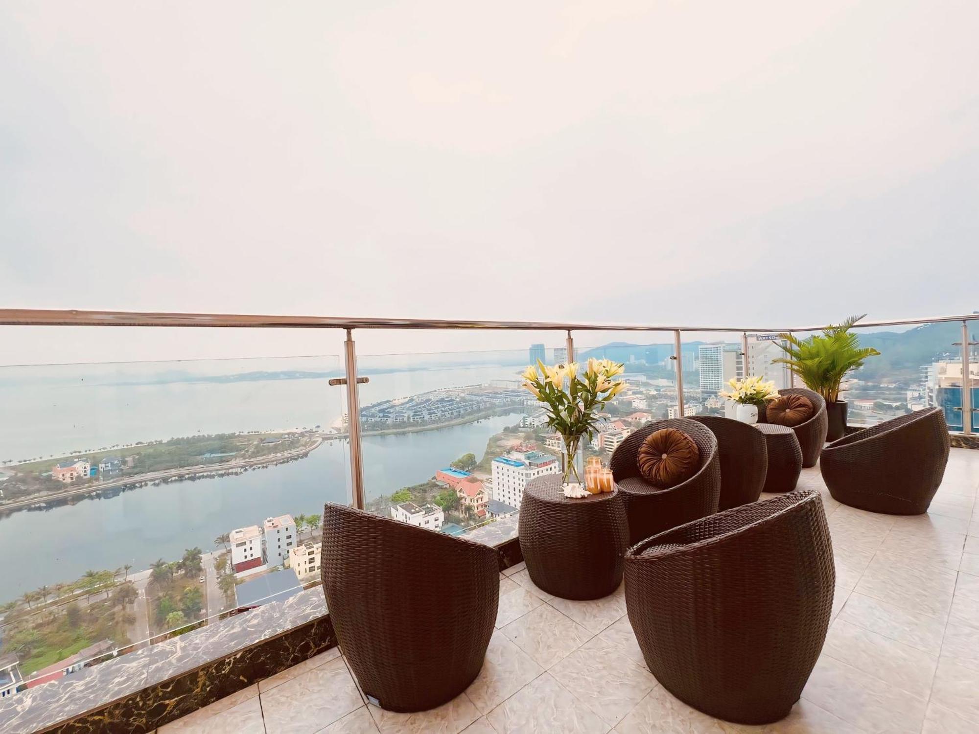 Homestay Ha Long Luxury Esterno foto